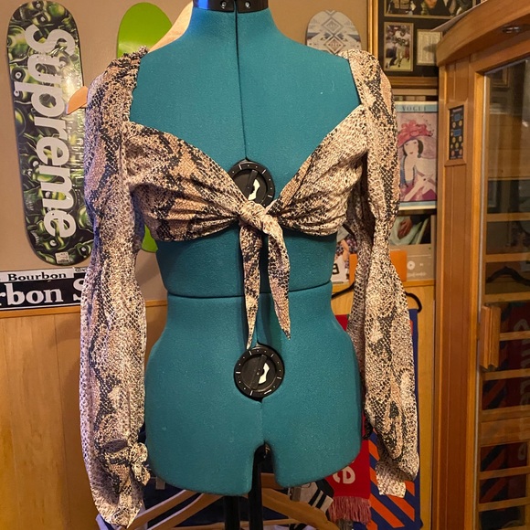 Ruffled skylar and madison tie top high rise - Picture 2 of 5